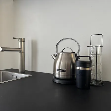 Urban Retreat Minutes Away From Duomo Cathedral 밀라노